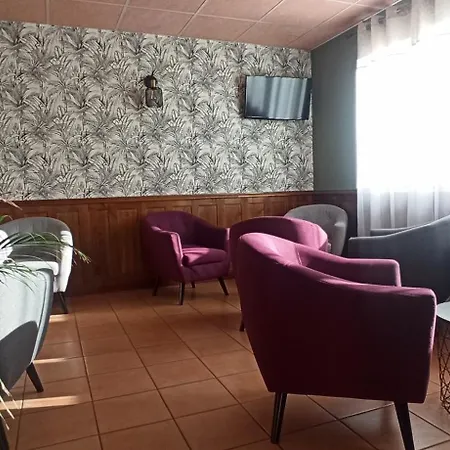 מלון Restaurant Logis La Meridienne אנגלארדס-דה-סאינט-פלור