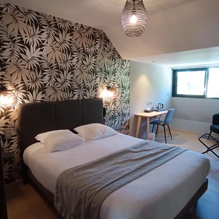 Restaurant Logis La Meridienne Otel Anglards de Saint Flour