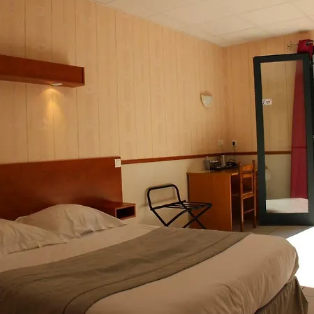 Otel Restaurant Logis La Meridienne Anglards de Saint Flour